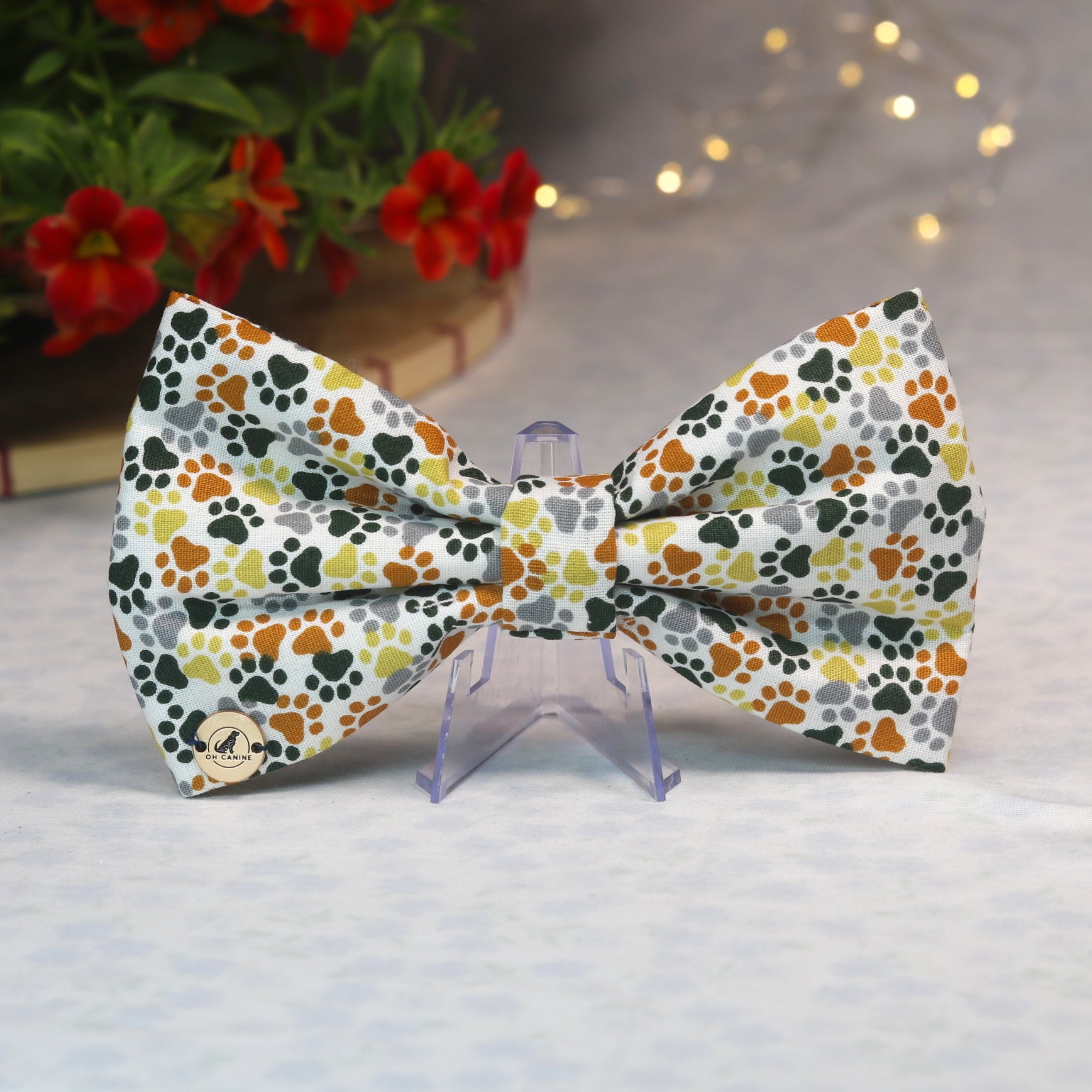 Sniff & Stroll Bow tie